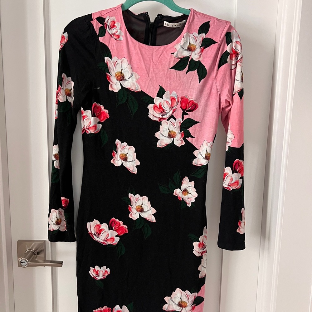 Alice + Olivia Black and Pink Floral Long Sleeve party dress, Size 6